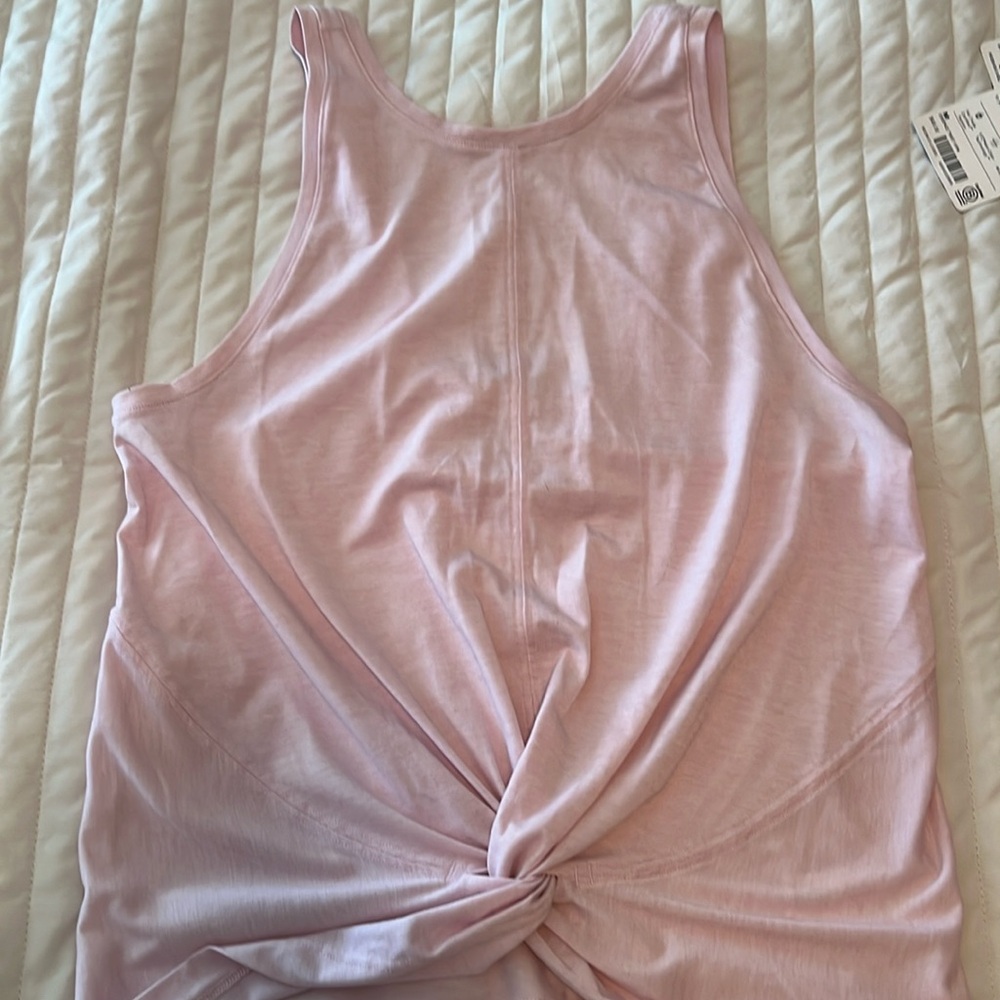 Athleta Essence Twist Tank